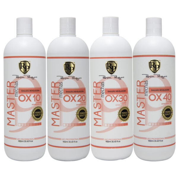 4 botellas de 900ml de Oxidantes Master Mechas de la marca Robson Peluquero. Disponible en 10, 20, 30 y 40 volúmenes.